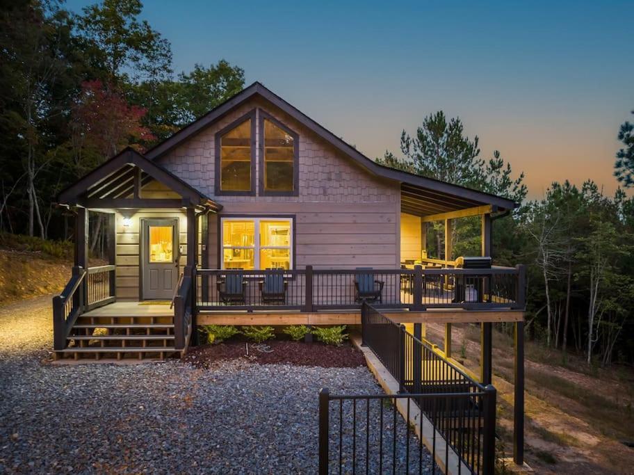 The Llaguna Lodge - New Cabin, Sleeps 10, Fire Pit, Hot Tub, In Blue Ridge , Ga Екстер'єр фото